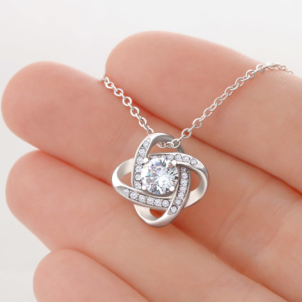 Love Knot Necklace – Symbol of Eternal Connection, Elegant Gift for Her