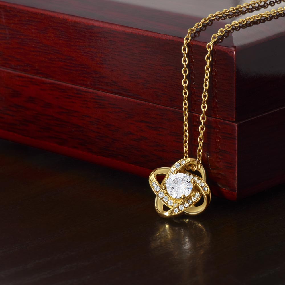 Love Knot Necklace – Symbol of Eternal Connection, Elegant Gift for Her