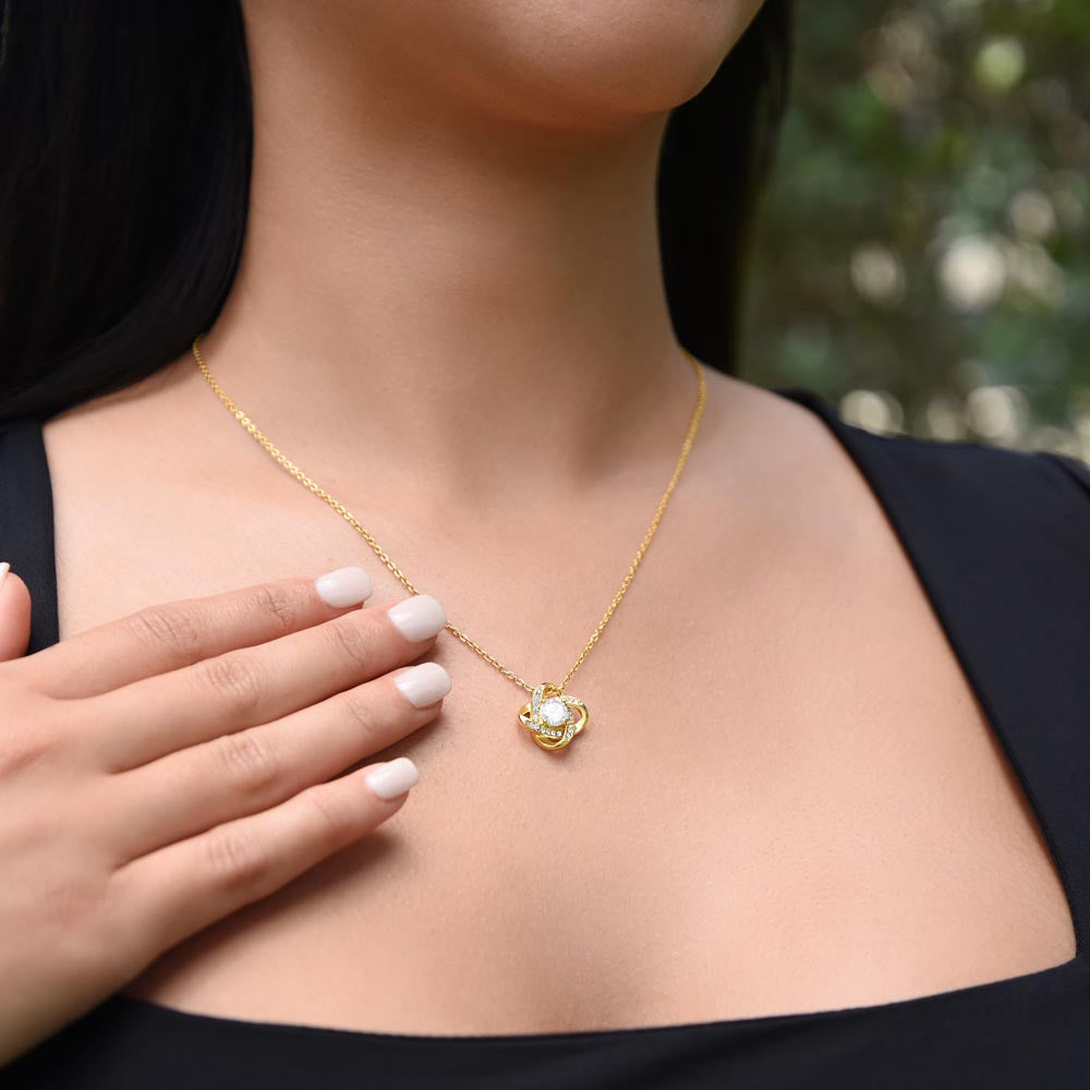 Love Knot Necklace – Symbol of Eternal Connection, Elegant Gift for Her